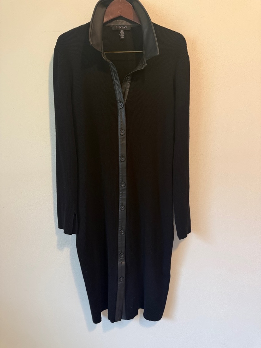 Ellen Tracy Black Long-Sleeve Button-Front Knit Dress